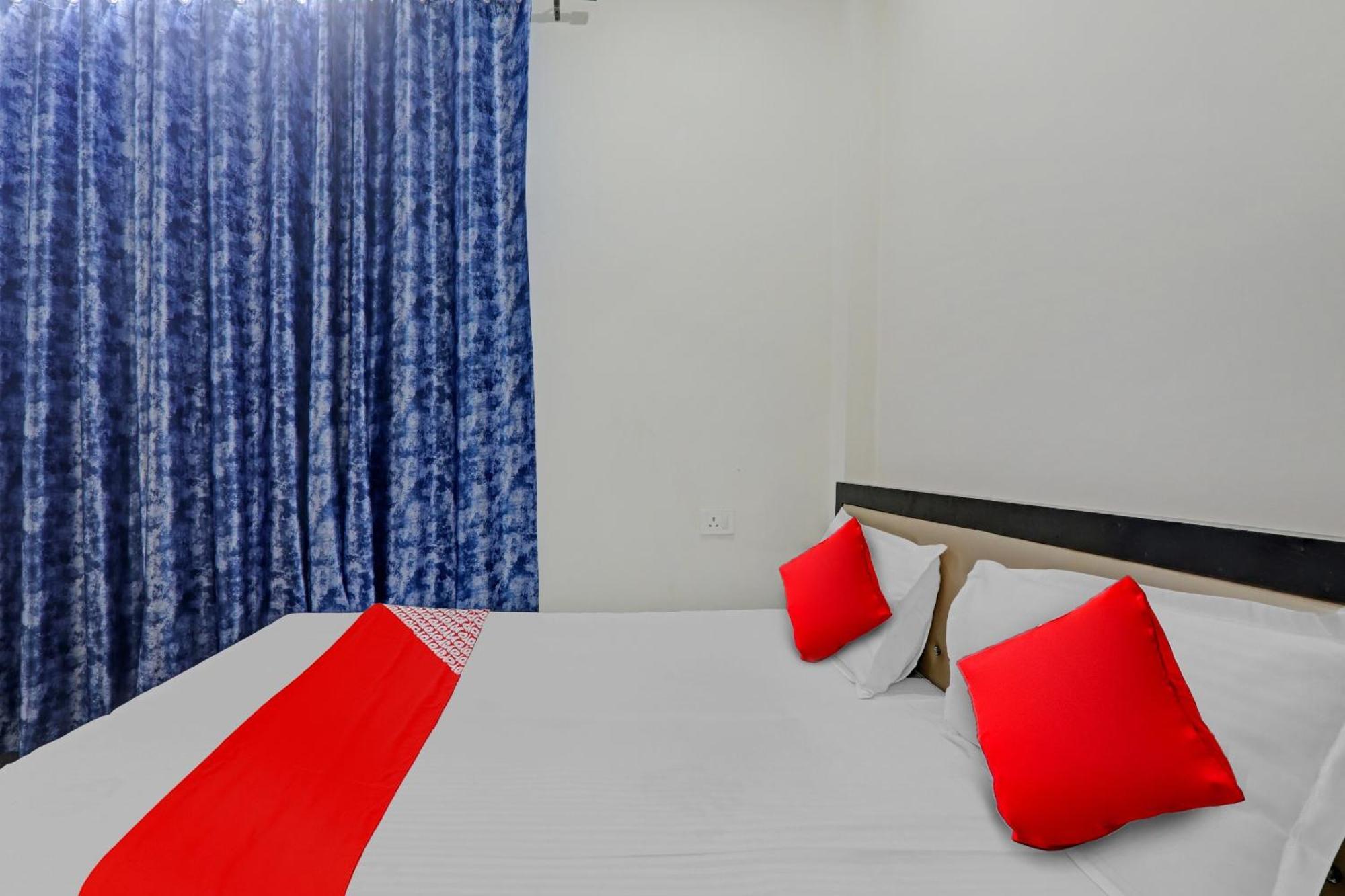 Hotel O R K Hotels Lucknow Exterior foto