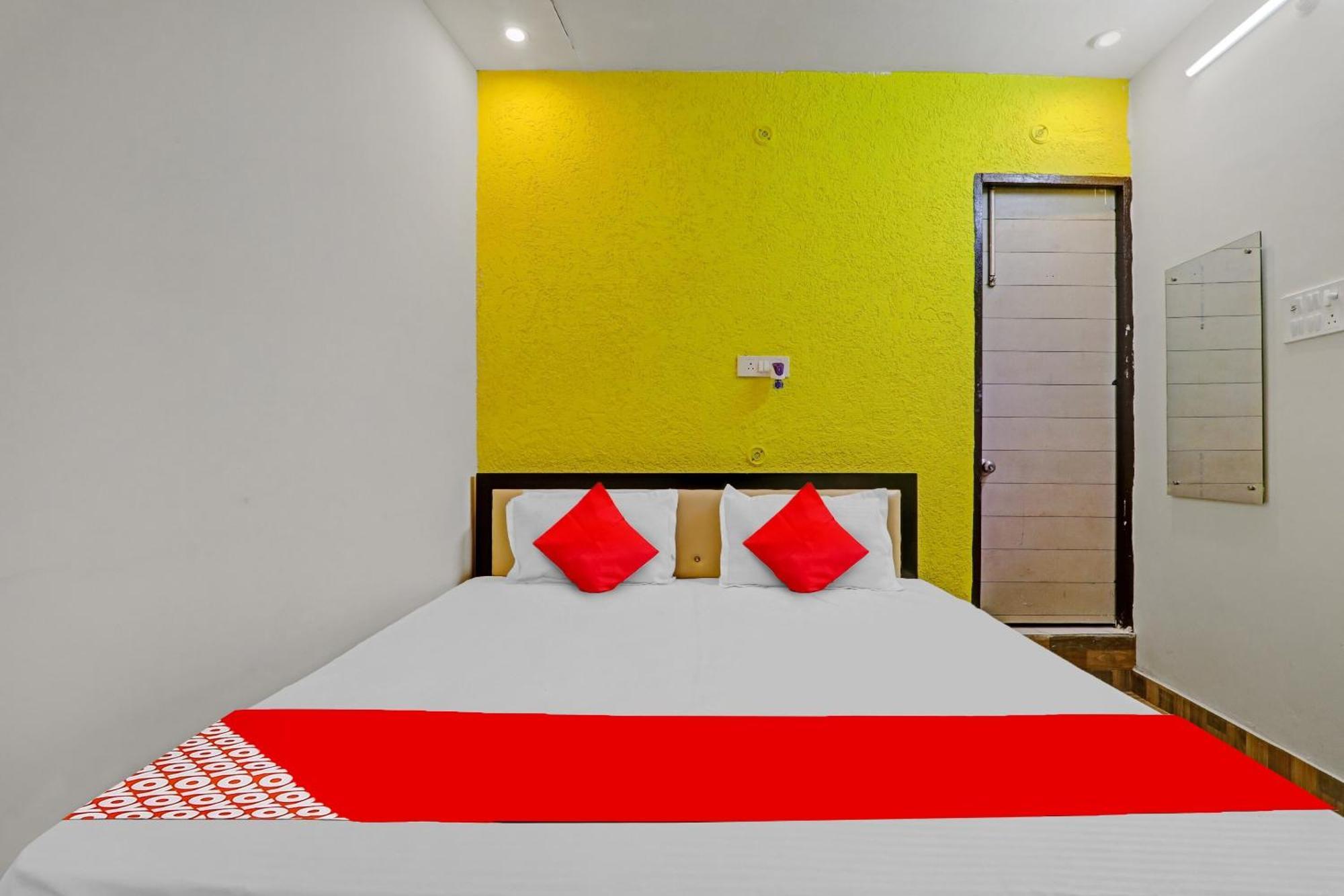 Hotel O R K Hotels Lucknow Exterior foto